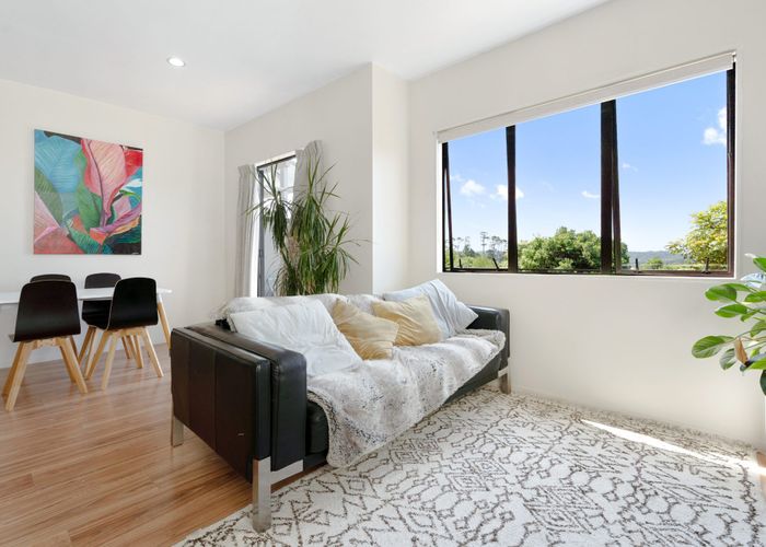  at 12E Schnapper Rock Road, Albany, North Shore City, Auckland