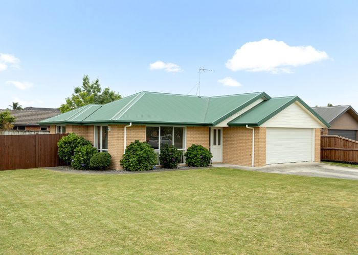  at 31 Ravenscourt Place, Huntington, Hamilton