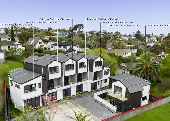  at 16E St Catherine Crescent, West Harbour, Waitakere City, Auckland