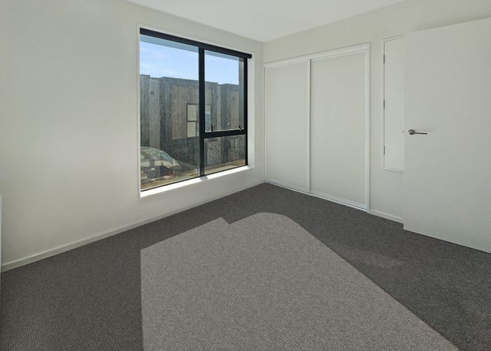  at 4/325 Lincoln Road, Addington, Christchurch City, Canterbury