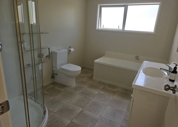  at 15 Cantua Close, Totara Heights, Manukau City, Auckland