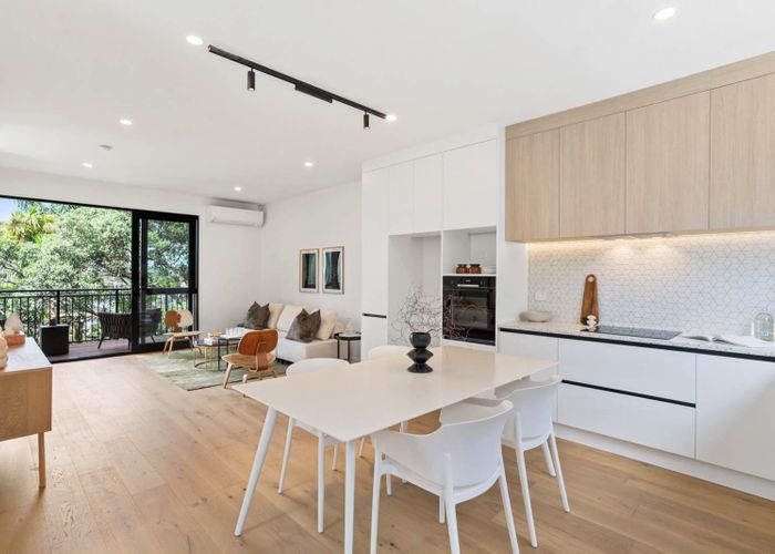  at 9C Huia Road, Point Chevalier, Auckland City, Auckland