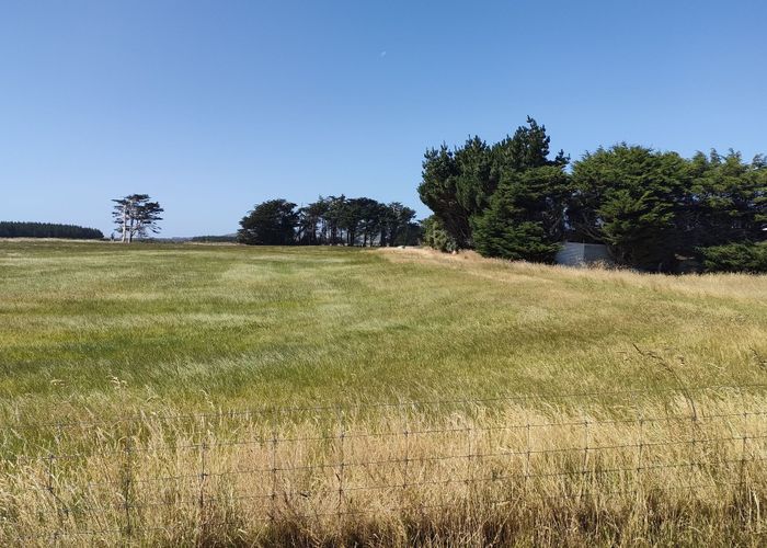  at 69 Colac Bay Road, Colac Bay/Ōraka, Riverton/Aparima