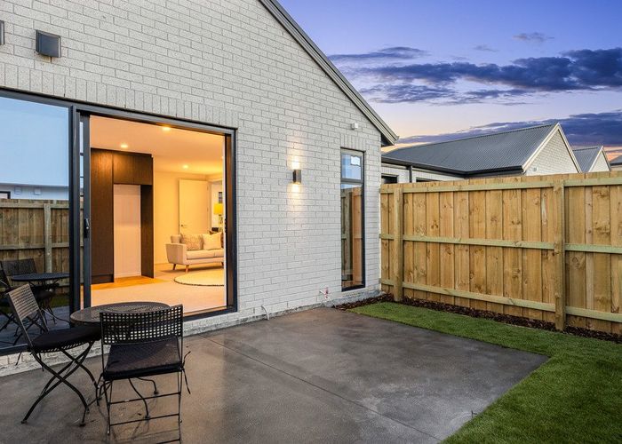  at 26/204 Main North Road, Papanui, Christchurch City, Canterbury