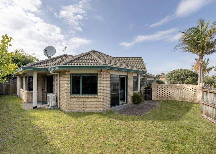  at 11 Santa Monica Drive, Papamoa Beach, Papamoa