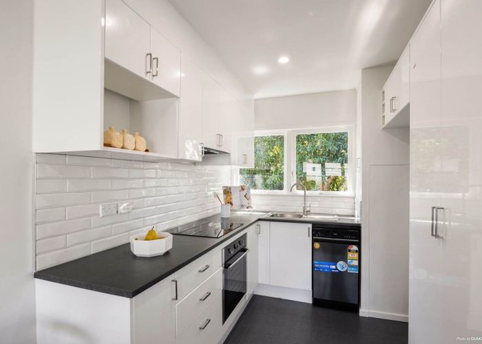  at 20/11 Tawera Road, Greenlane, Auckland City, Auckland