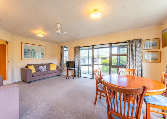  at 2/2 Stirling Place, Marchwiel, Timaru, Canterbury