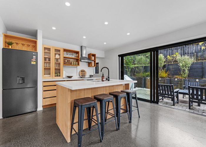  at 7 Margan Avenue, New Lynn, Auckland