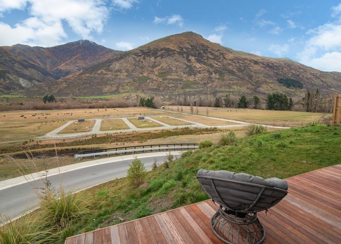  at 28 huxley place, LAKE HAYES, QUEENSTOWN