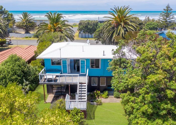  at 124 Blue Pacific Parade, Riversdale Beach, Masterton