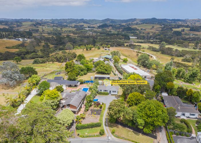  at 274 Amreins Road, Henderson
