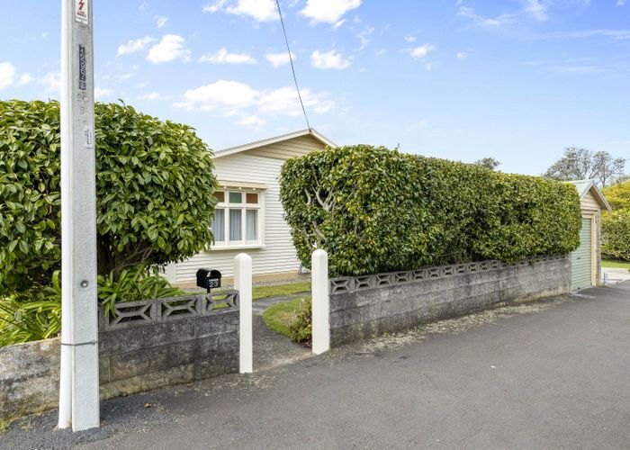  at 23 Paynters Avenue, Strandon, New Plymouth