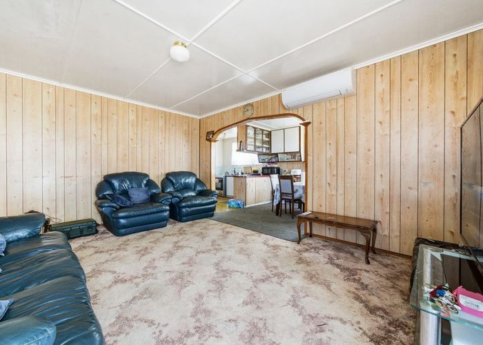  at 52 Friesian Drive, Mangere, Manukau City, Auckland