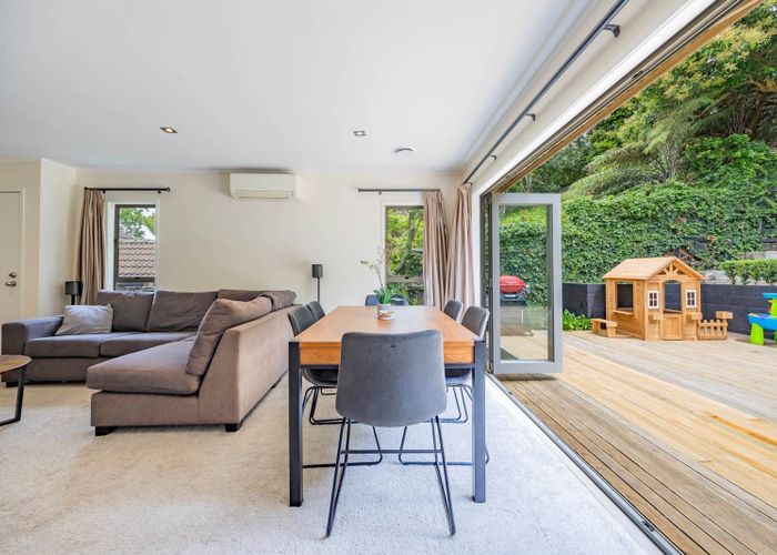  at 1/11 Branston Avenue, Browns Bay, North Shore City, Auckland