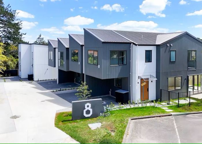  at 8 Nedlands Place, Burswood, Manukau City, Auckland
