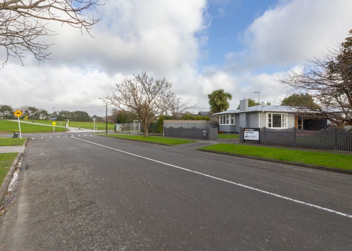  at 88 Wikiriwhi Crescent, Awapuni, Palmerston North