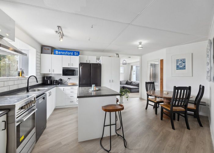  at 2/15 Frederick Street, Two Mile Bay, Taupō