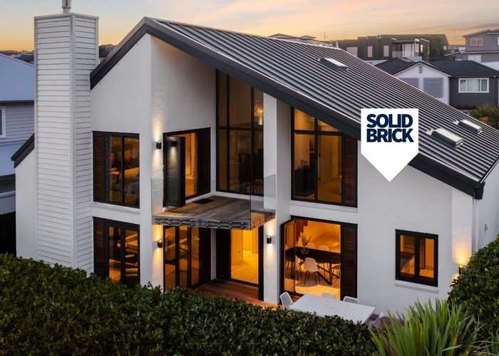  at 11 Tuatini Place, Long Bay, Auckland