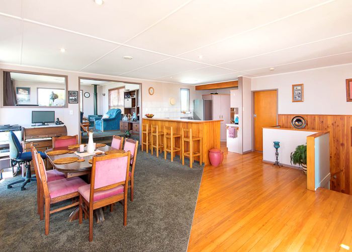  at 499 Grahams Beach Road, Waiuku