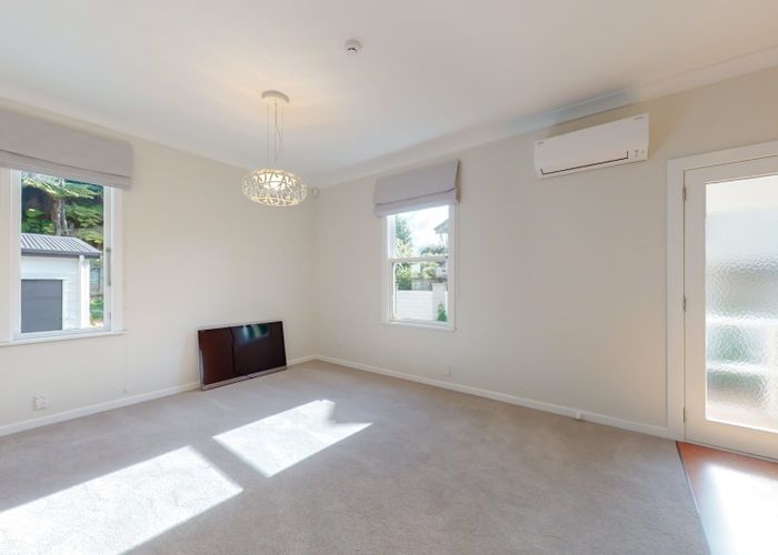  at 7b Wyndrum Ave, Waterloo, Lower Hutt, Wellington