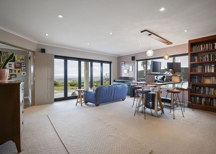  at 20 Pineland Drive, Turitea, Palmerston North