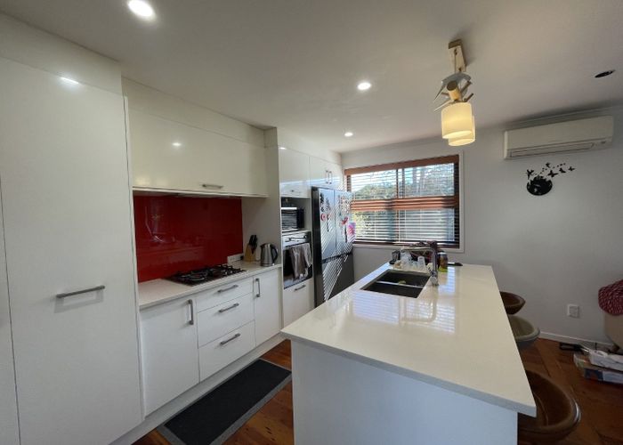  at 6 Godley Road, Green Bay, Waitakere City, Auckland