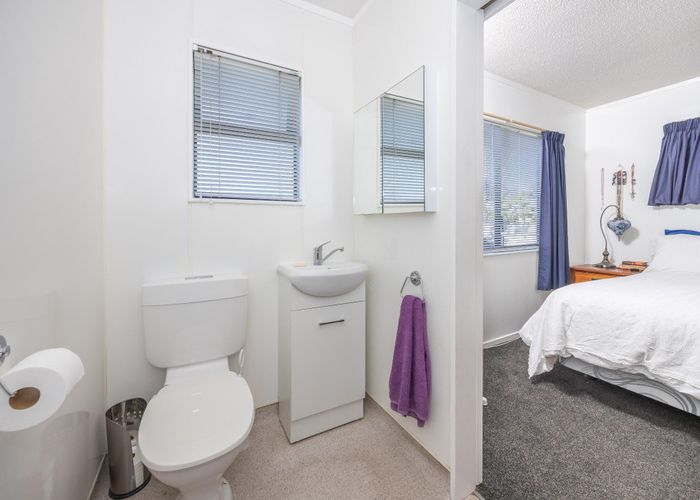  at 39 Dinsdale Road, Dinsdale, Hamilton, Waikato