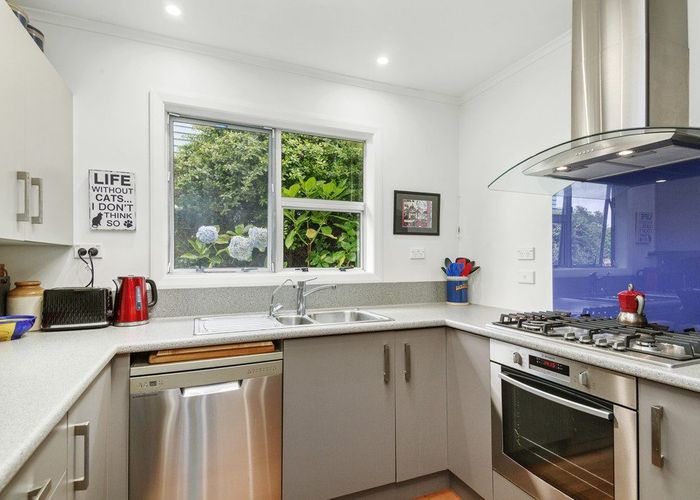  at 27 Hampton Hill Road, Tawa, Wellington, Wellington