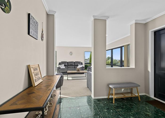 at 5 Omana Avenue, Helensville