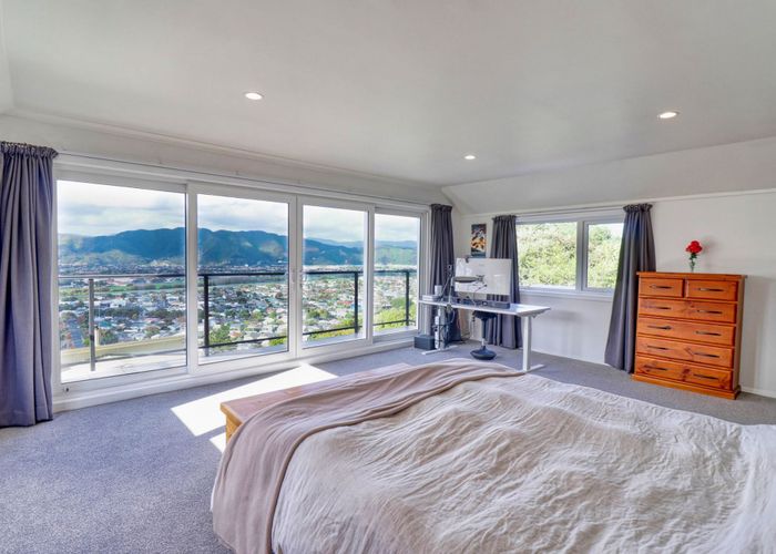  at 7 Jacaranda Grove, Maungaraki, Lower Hutt