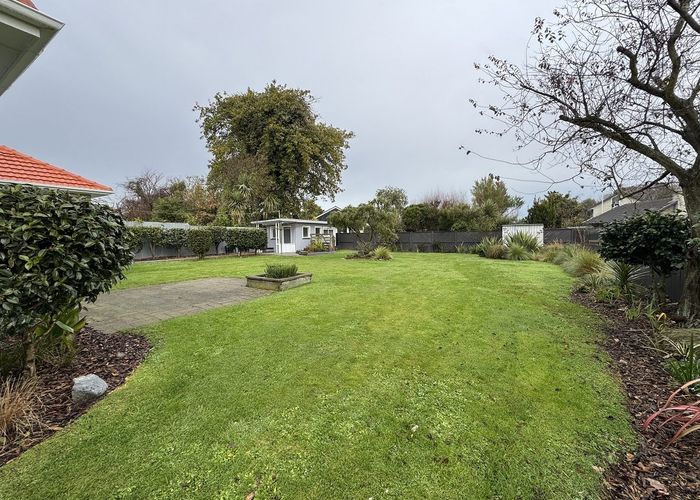  at 61 Glenfield Crescent, Mairehau, Christchurch City, Canterbury
