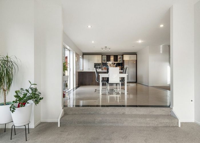  at 6 Kittiwake Drive, Schnapper Rock, North Shore City, Auckland