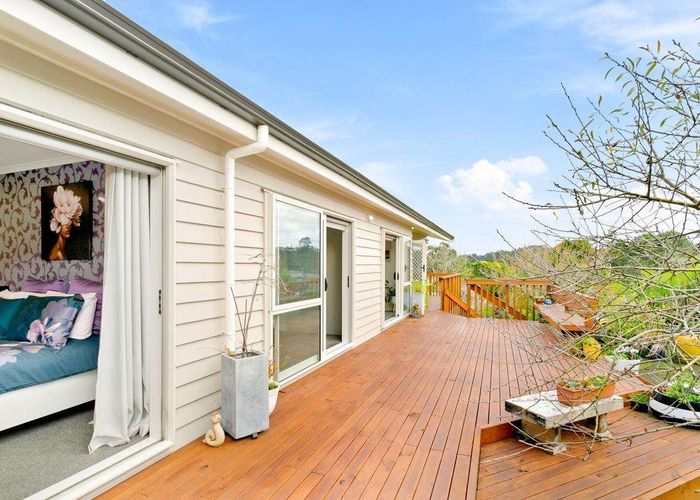  at 37 Tudor Road, Henderson, Waitakere City, Auckland
