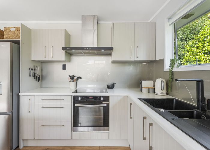  at 2/22 Sherie Place, Howick, Manukau City, Auckland