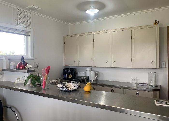  at 90A Matipo Road, Te Atatu Peninsula, Waitakere City, Auckland