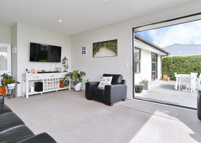  at 5 Kestrel Place, Brookhaven, Christchurch City, Canterbury