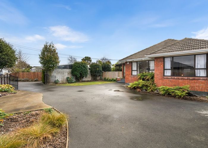  at 4 Deloraine Street, Somerfield, Christchurch