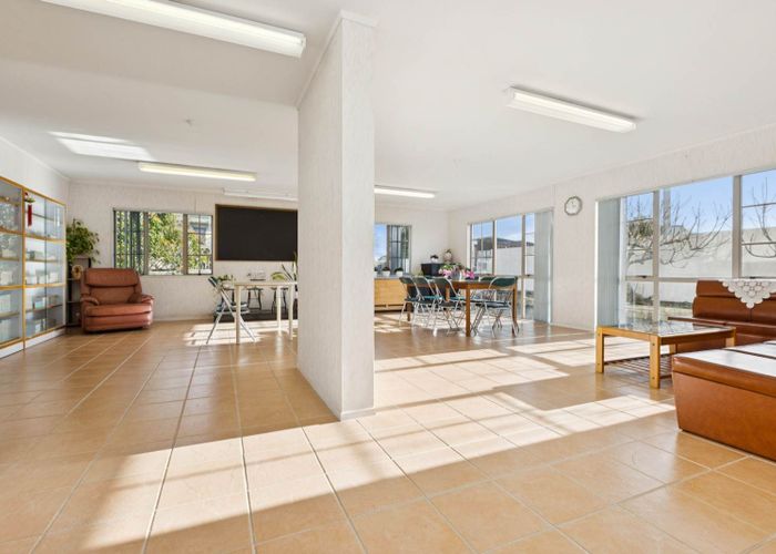  at 829 Chapel Road, Shamrock Park, Howick, Manukau City, Auckland