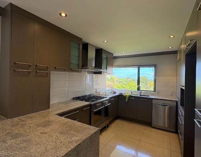  at 14 Highgrove Lane, Totara Vale, North Shore City, Auckland