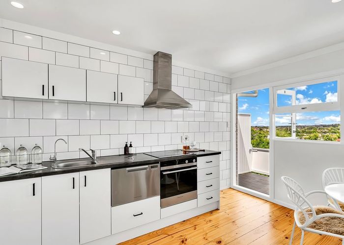  at 8/21 Ruarangi Road, Mount Albert, Auckland