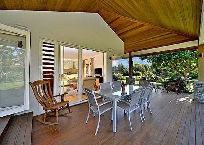  at 3A Inchinnam Road, Flat Bush, Auckland