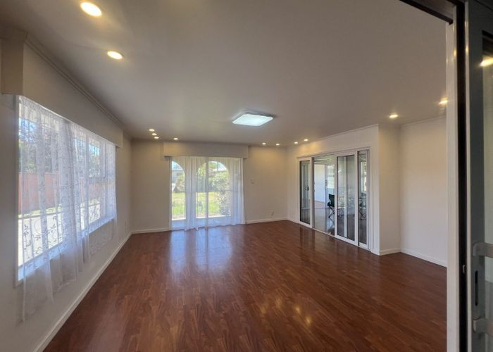  at 50 Mooray Avenue, Bishopdale, Christchurch City, Canterbury