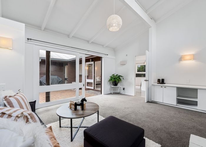  at 279 Royal Road, Massey, Waitakere City, Auckland