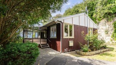  at 8 Goldsmith Road, Hospital Hill, Napier