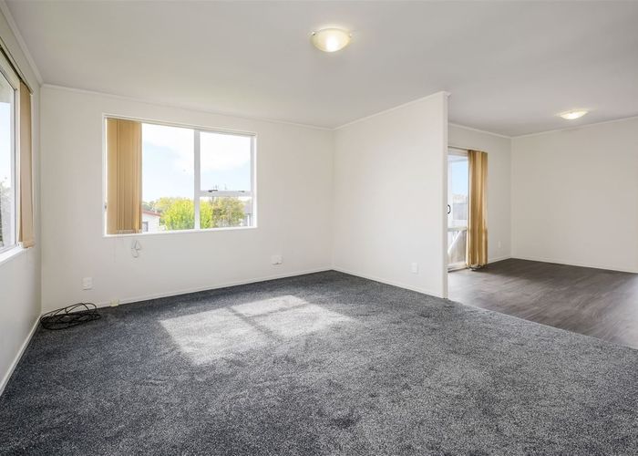 at 1/82 Palmers Road, Clendon Park, Manukau City, Auckland