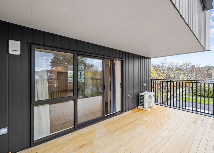  at 16D Gossamer Dr, Pakuranga Heights, Manukau City, Auckland