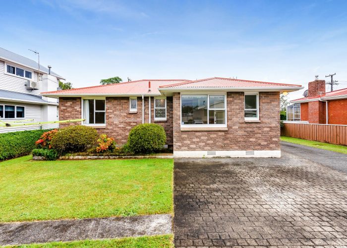  at 38 Cowling Road, Hurdon, New Plymouth