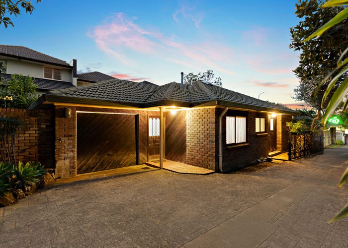  at 2/193 Great South Road, Greenlane, Auckland