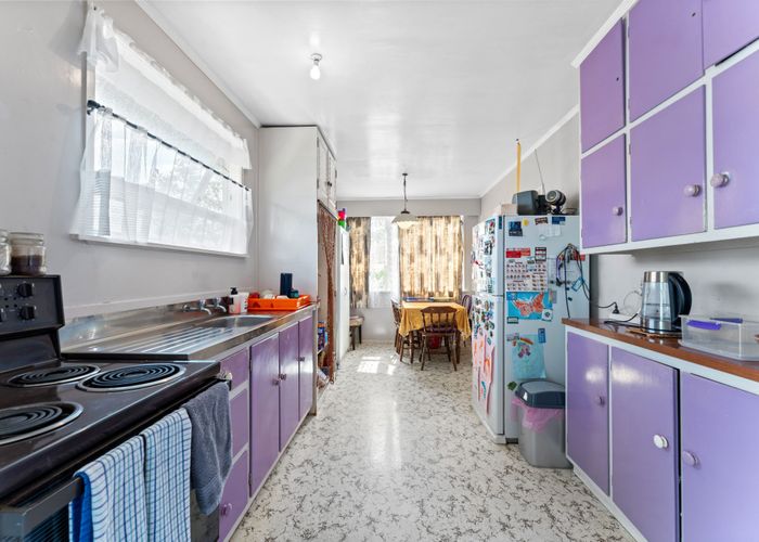  at 8 Winiata Terrace, Papakura, Papakura