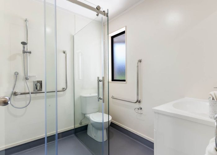  at 18 Regents Park Place, Westgate, Waitakere City, Auckland